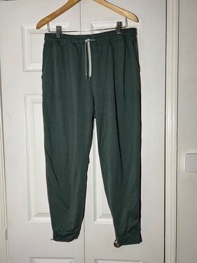 Vuori Performance Jogger Sweatpant Women’s Large